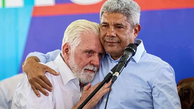 "Nós vamos provar que, se você tem um erro na vida, para eles o erro é cuidar de pobre e dedicar a sua vida", discursou Jerônimo - (crédito: Divulgação/Jerônimo Rodrigues)