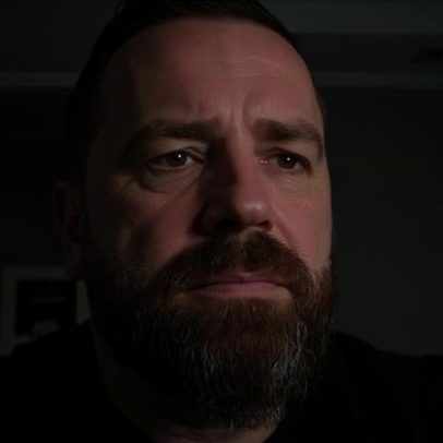 Pai de Henry questiona se mãe pode matar e sair livre após sentença