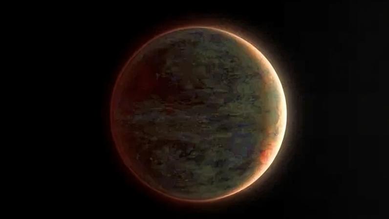 Representação artística do exoplaneta WASP-121 b. Ele pertence à classe dos Júpiteres quentes. Devido à proximidade com a estrela, a rotação do planeta está sincronizada com sua órbita ao redor dela. Como resultado, um dos hemisférios de WASP-121 b está sempre voltado para a estrela, aquecendo-o a temperaturas de até 2500 graus Celsius. O lado noturno está sempre orientado para o espaço frio, razão pela qual é 1775 graus Celsius mais frio nessa região. - (crédito: Patricia Klein and MPIA)