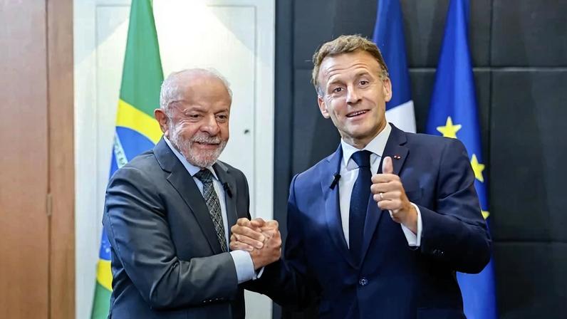 Macron, que sedia a cúpula do G7, convidou o presidente Lula para participar do evento, mesmo que o Brasil não faça parte do bloco - (crédito: Ricardo Stuckert/PR)