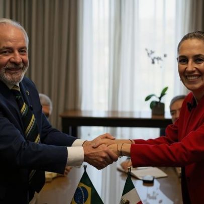 Lula e presidente do México defendem não ingerência em ligação