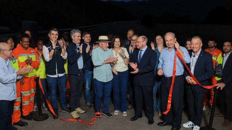 Lula acelerou o ritmo de inauguração de obras nas últimas semanas. A partir de 4 da julho, políticos que disputam nas eleições estarão proibidos de participar de inaugurações - (crédito: Ricardo Stuckert/PR)