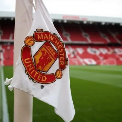 Manchester United compra terrenos para construir seu novo estádio