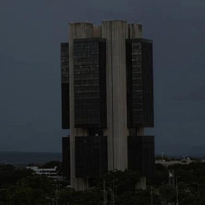 Risco de cobrança no Pix cresce com enfraquecimento do Banco Central