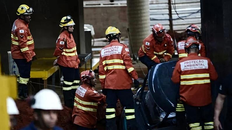 Trabalhador morre soterrado em obra na 116 Sul - (crédito: Minervino Júnior/CB/D.A.Press)