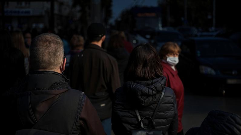 Embora a maioria apoie a classificação das facções, os brasileiros se dividem sobre os efeitos da decisão dos EUA no Brasil. - (crédito: Freepik)