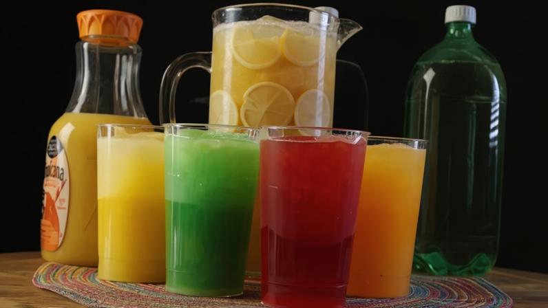 Ao transformar a fruta em suco, há uma perda significativa de fibras: consome-se uma maior quantidade de açúcares naturais com rápida absorção - (crédito: Direitos autorais da American Heart Association)