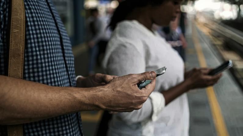 Após disparo indevido de "alerta extremo" em vários estados, órgão investiga invasão ao sistema, bloqueia cadastros suspeitos e trabalha com a Polícia Federal para identificar os responsáveis - (crédito: Reprodução/Magnific)