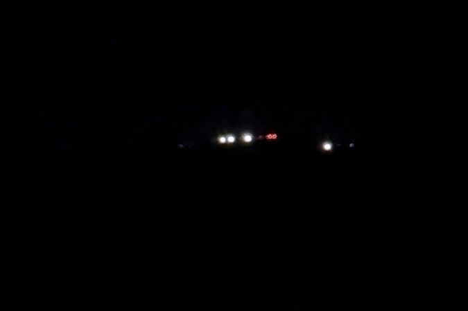 Luzes que foram vistas piscando no céu da Chapadas dos Veadeiros (GO) não emitiam som - (crédito: Reprodução/Instagram/@leleetb)