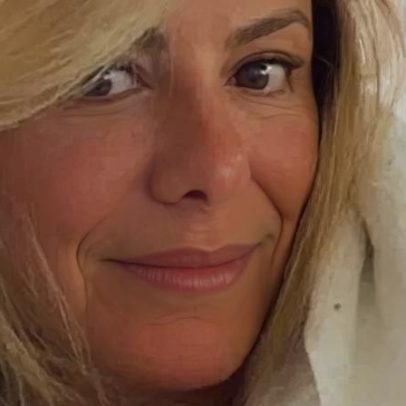 Poliana Rocha avalia looks das dançarinas de Leonardo