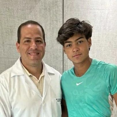 Fisioterapeuta brasiliense impulsiona Guto Miguel ao topo