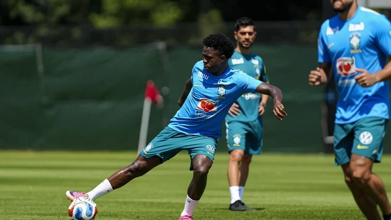 Vini Jr, melhor do mundo em 2024, tem dois gols no Mundial - (crédito: Rafael Ribeiro/CBF)