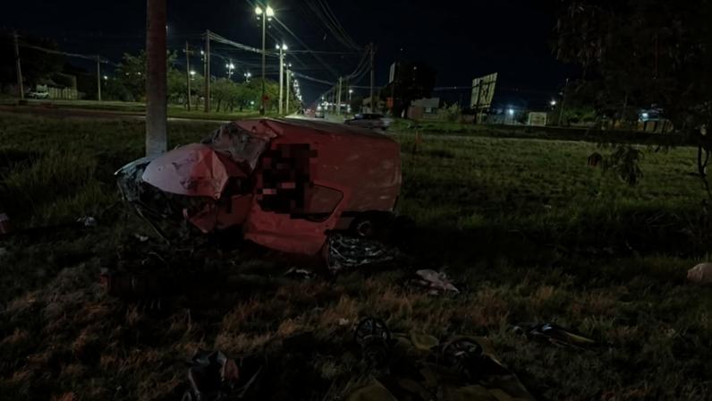 Bombeiros empenharam três viaturas para o socorro - (crédito: CBMDF/Divulgação)