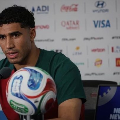 Hakimi vê partida equilibrada e rejeita favoritismo do Brasil