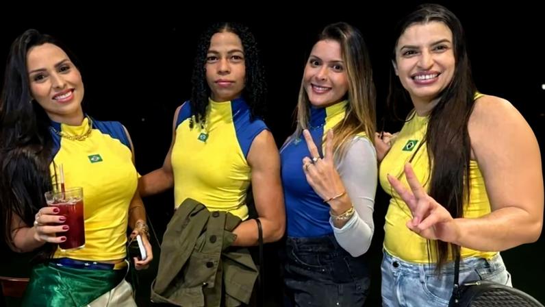 Grupo viajou para Brasília para assistir à estreia do Brasil na Copa do Mundo - (crédito: Paulo Gontijo)