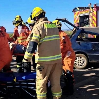 Colisão frontal na DF-100 deixa 7 feridos