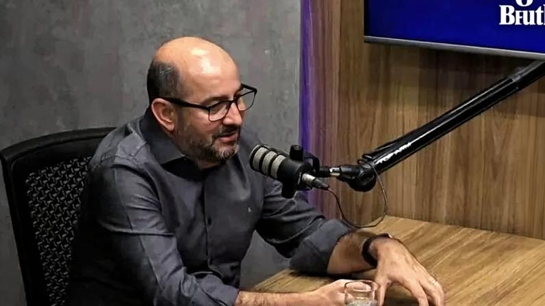"O futebol pode gerar adesão a uma ideia, mas também pode anestesiar" - (crédito: Reprodução)