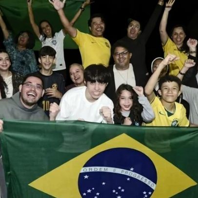 Fiéis e frades acompanham jogo da Seleção na Basílica de São Francisco de Assis