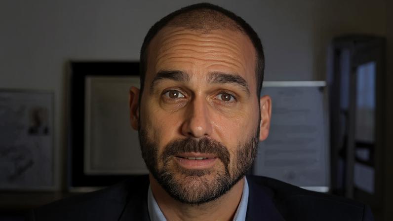 Eduardo Bolsonaro passou a morar nos Estados Unidos em fevereiro de 2025. Ele pode recorrer da condenação na Primeira Turma do STF - (crédito: Reprodução/YouTube)