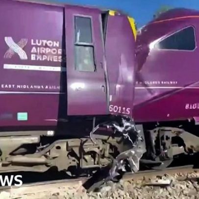 Condutor morreu e 33 feridos gravemente em acidente de trem em Bedford