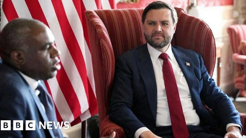 Lammy afirma ter dito a JD Vance que comentários sobre Nowak estavam errados