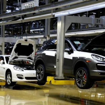 Porsche planeja transferir produção do Cayenne para Leipzig, diz FAZ