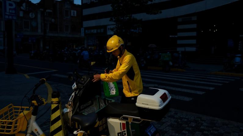 Quem tem vantagem com IA em mercado de trabalho difícil