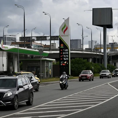 Preços da gasolina na Rússia sobem após ataques ucranianos a refinarias