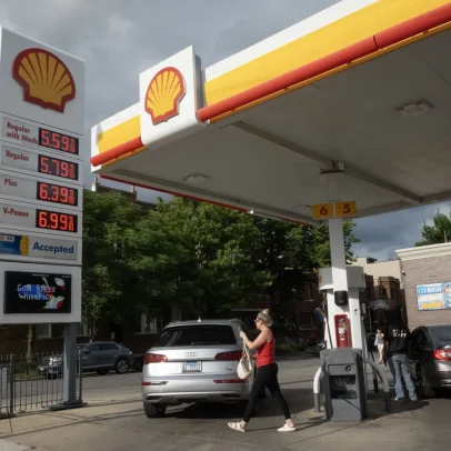 Voltar a US$3 de gasolina: o que será necessário