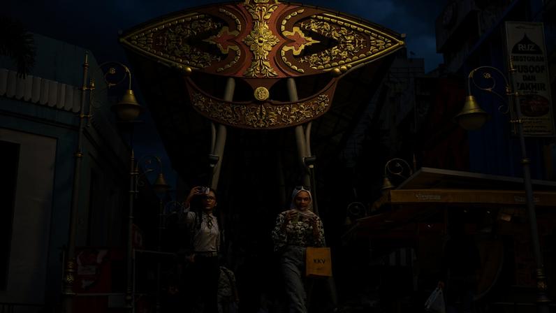 NYSE Opens Tuesday Morning As Volatility In The Markets Continues