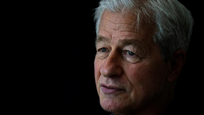 Getty Images O JPMorgan arrecadou US$ 9,6 bilhões (R$ 50,1 bilhões) em taxas de banco de investimento em 2025