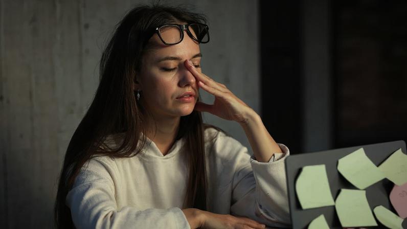 Segundo especialista, o cérebro precisa de pausas reais para manter o seu funcionamento e preservar o bem