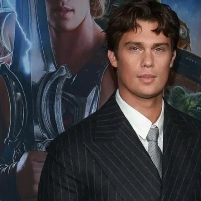 Nicholas Galitzine brinca sobre título de Homem Mais Sexy ao interpretar He-Man