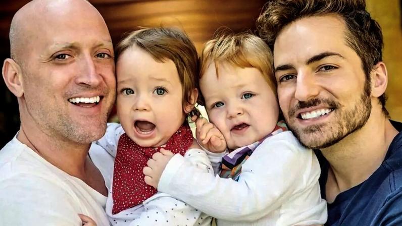 Thales Bretas emocionou ao falar sobre o legado de Paulo Gustavo, os filhos Gael e Romeu e o musical inspirado na trajetória do humorista