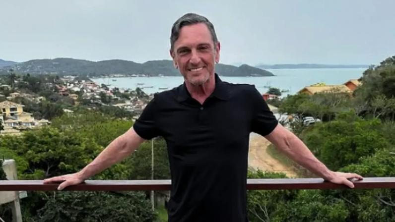 Paulo Miklos relembra luto pela morte da primeira esposa