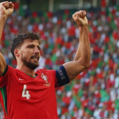 Técnico confirma Rúben Dias fora da estreia da Copa: não é momento de arriscar