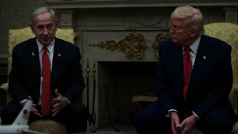 Netanyahu durante visita a Trump na Casa Branca — Foto: Kevin Mohatt/REUTERS