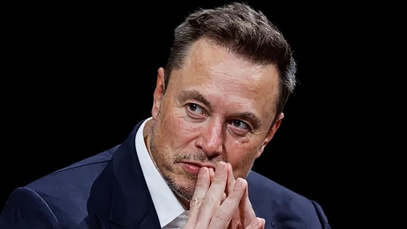 Elon Musk durante conferência em Paris em 2023