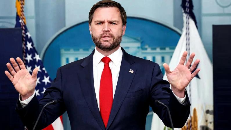 O vice-presidente dos EUA, JD Vance, discursa durante uma coletiva de imprensa em Washington, D.C., EUA, em 1º de outubro de 2025. REUTERS/Kevin Lamarque