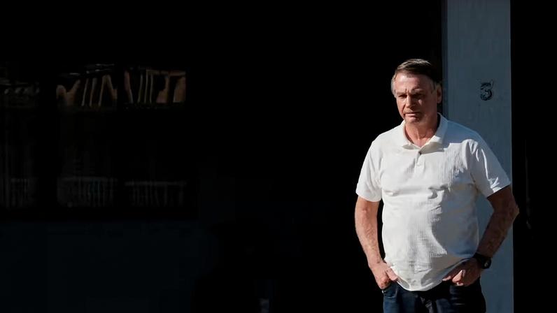 Ex-presidente Jair Bolsonaro em 29/9/2025 — Foto: Reuters/Diego Herculano