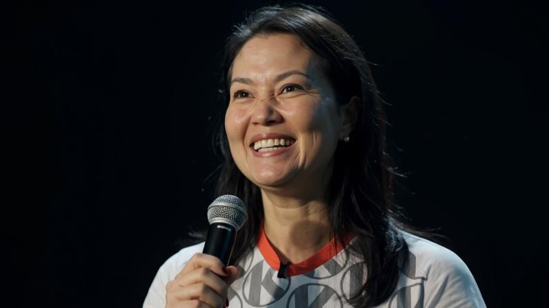 Keiko Fujimori está 20 mil votos à frente de Roberto Sánchez, num conjunto de 27 milhões de eleitores
