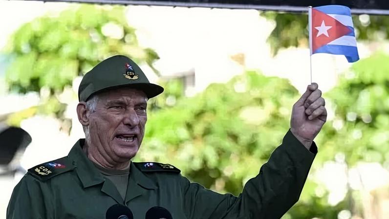 Presidente cubano Miguel Díaz-Canel em Havana 16 de abril de 2026 REUTERS/Norlys Perez