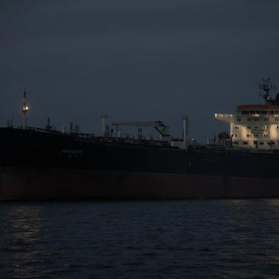 Escalada no Golfo: EUA e Irã trocam acusações após ataques e ameaças a Ormuz
