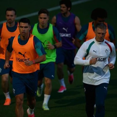 Volante de Portugal avalia cobrança sobre Cristiano Ronaldo na última Copa