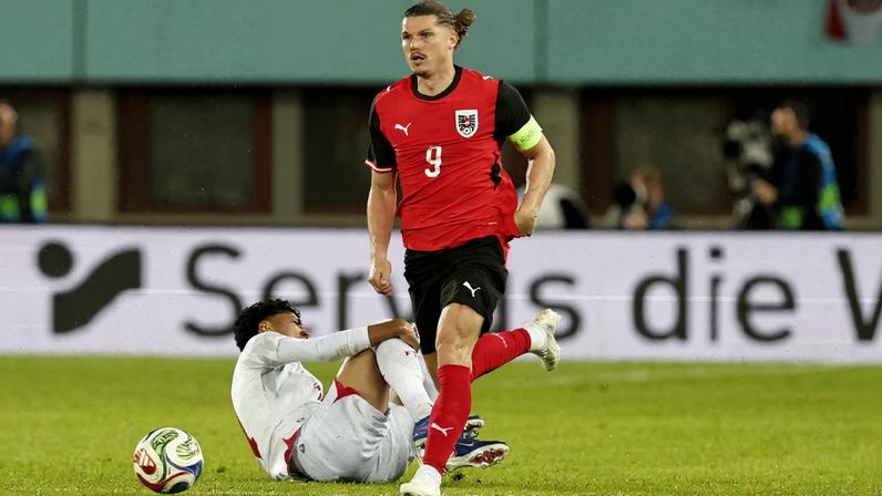Sabitzer marca o gol da vitória da Áustria sobre a Tunísia — Foto: Reuters