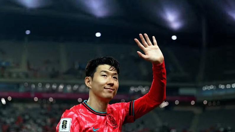 Jogador de futebol Son Heung-min, da Coreia do Sul, foi beneficiado por isenção militar