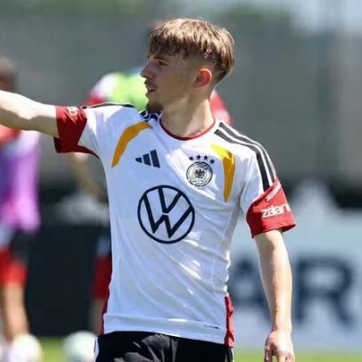 Karl, nova joia da Alemanha, se lesiona no treino e pode ficar de fora da Copa