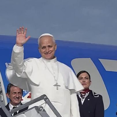 Papa Leão XIV viaja à Espanha para tratar de migrantes e polarização
