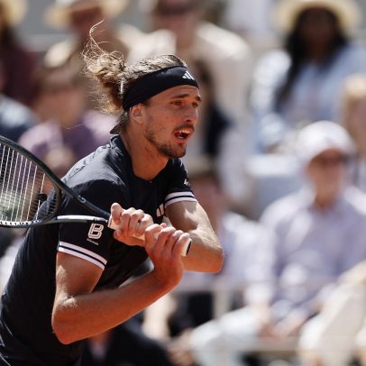 Zverev interrompe entrevista após perguntas sobre violência doméstica
