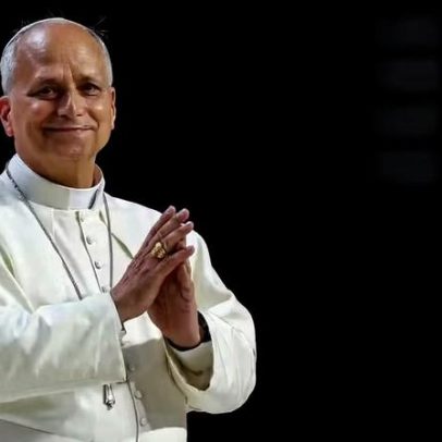 Papa em Madri afirma que Deus está com os pobres diante de 1,2 milhão de pessoas